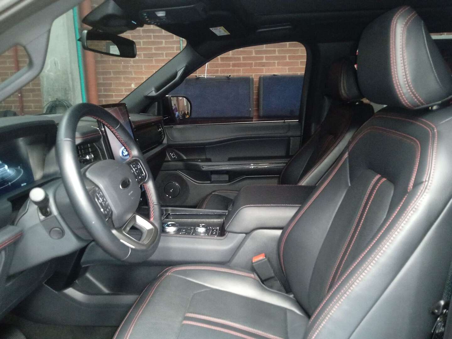 Ford - Expedition - 2024