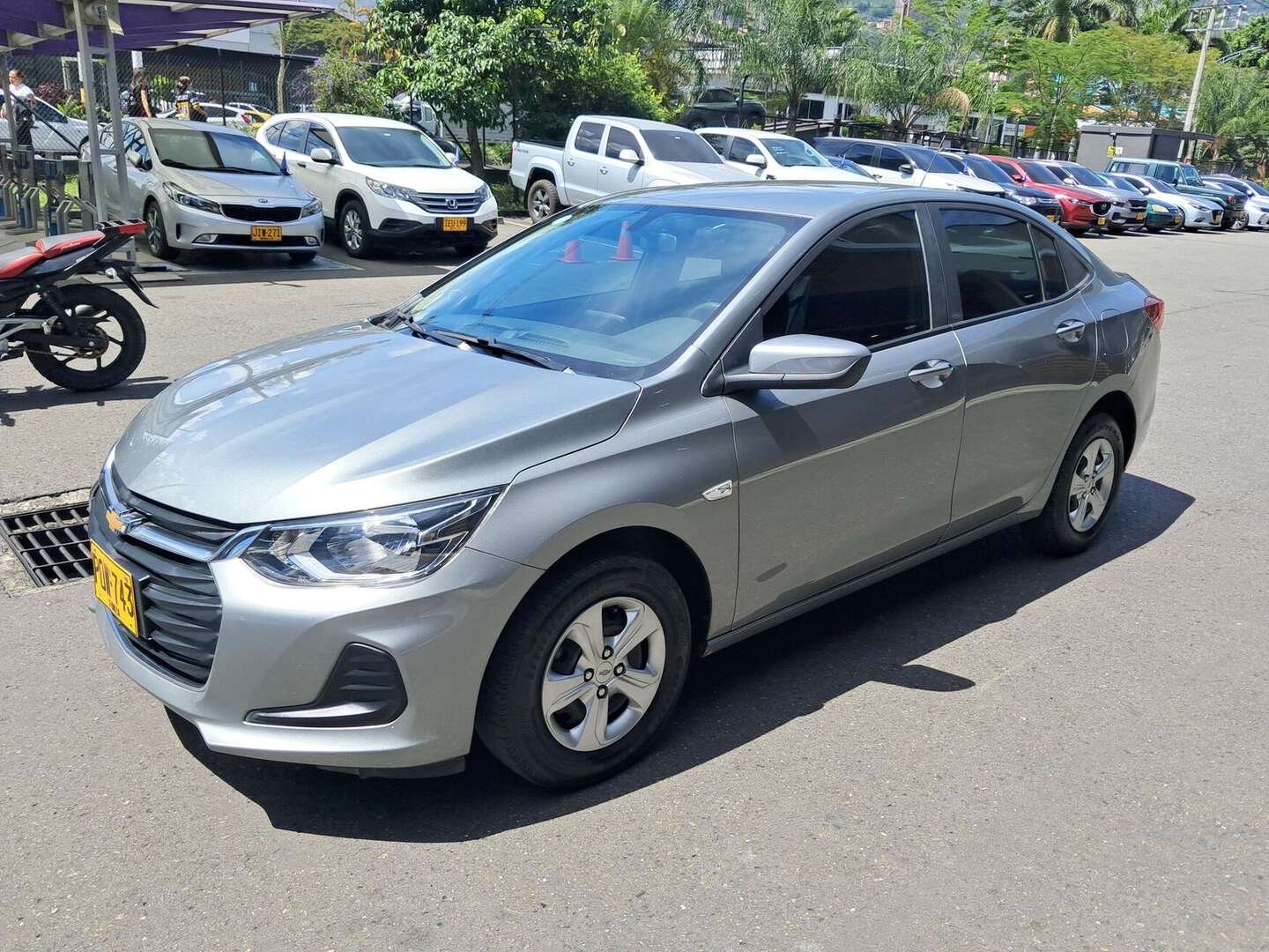 Chevrolet - Onix - 2025