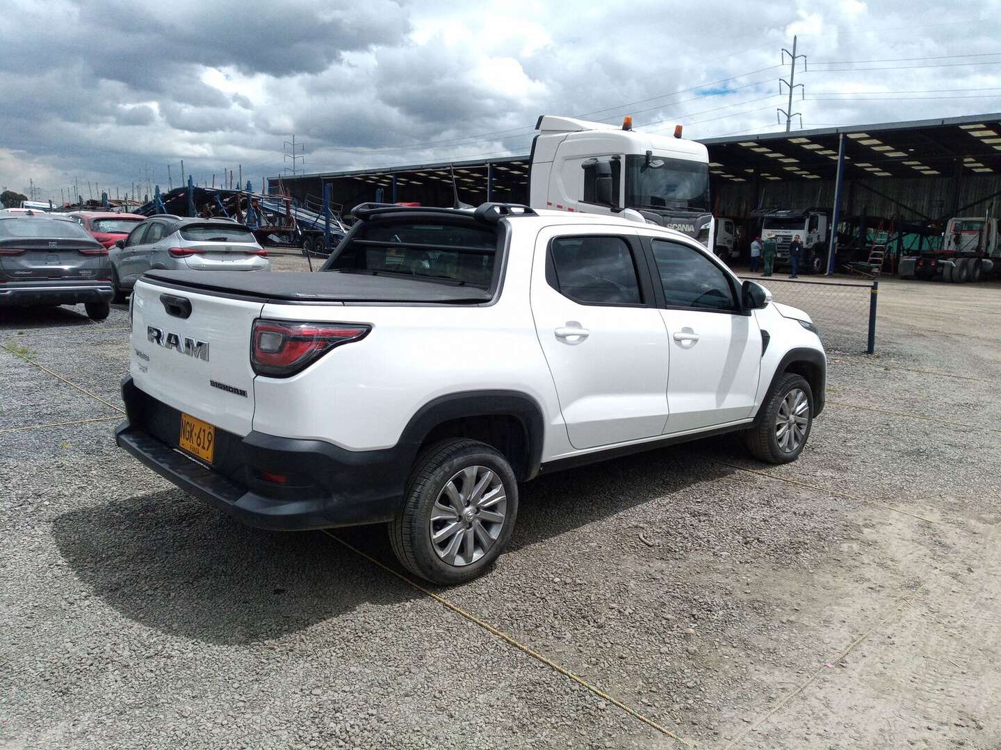 Ram - 700 BIG HORN - 2024