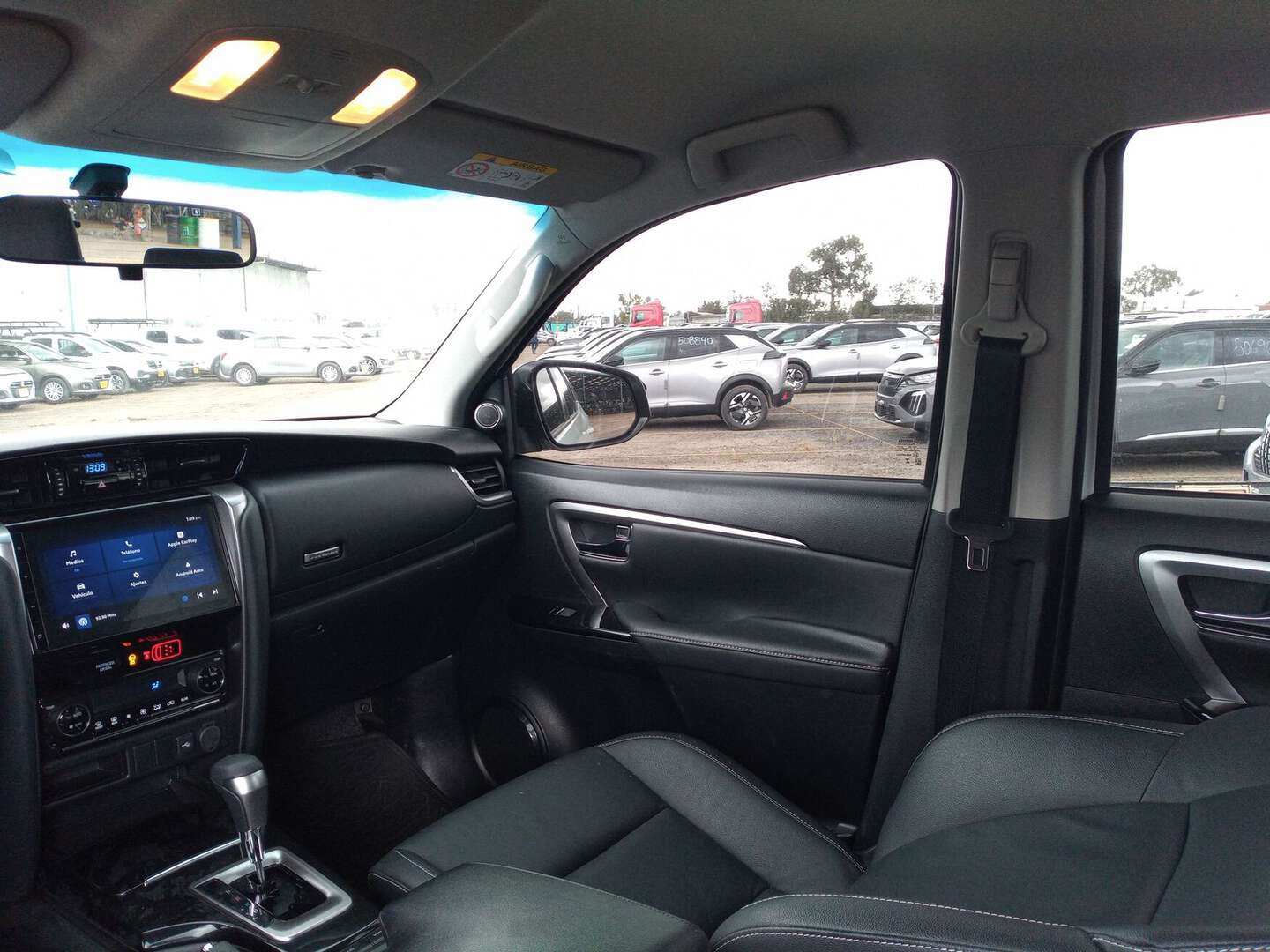 Toyota - Fortuner - 2024