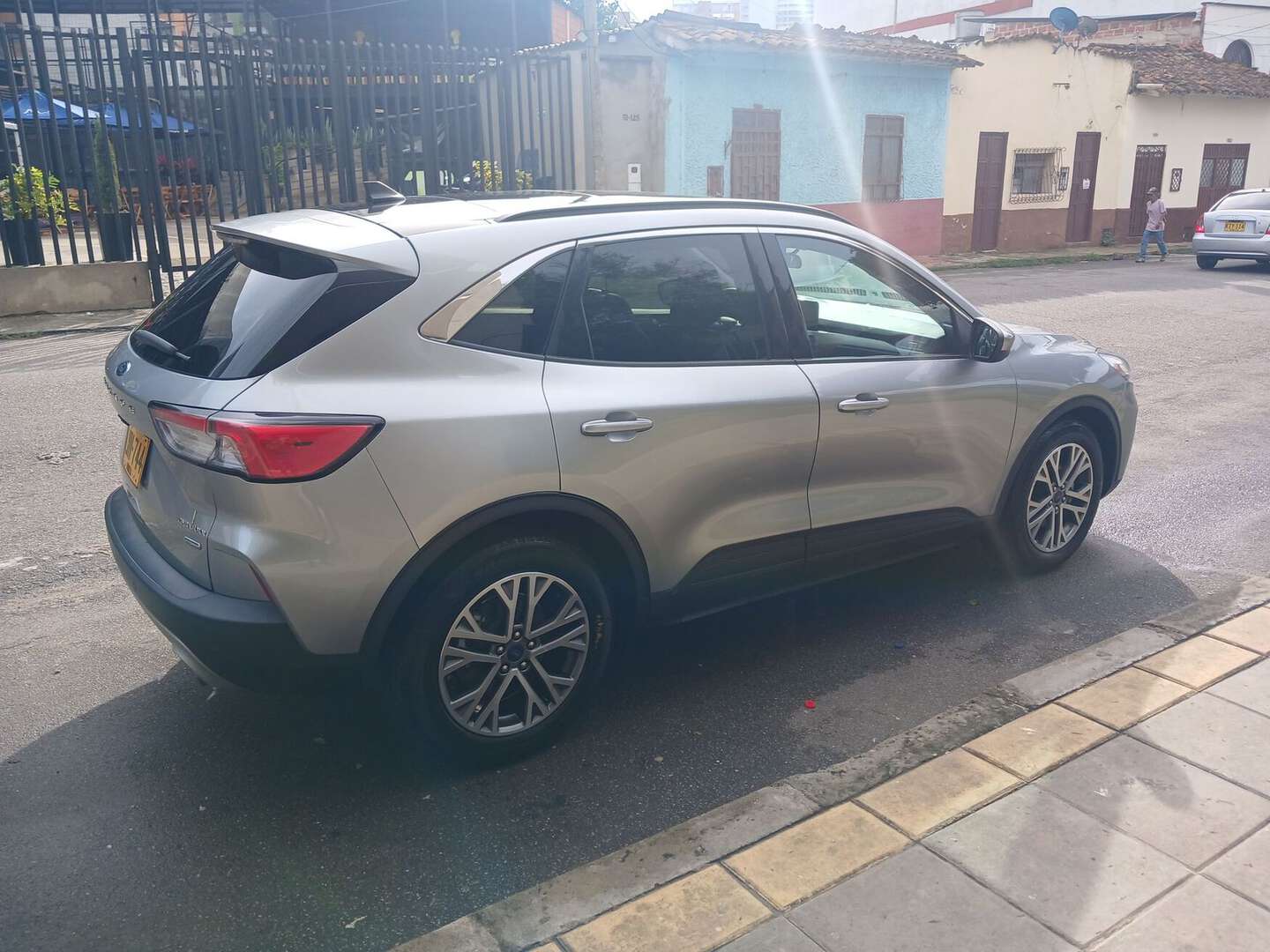 Ford - Escape - 2022