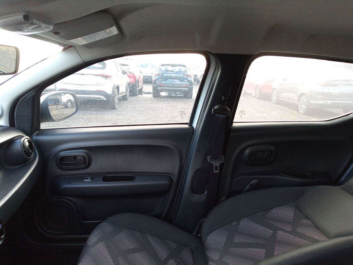 Fiat - Mobi - 2024