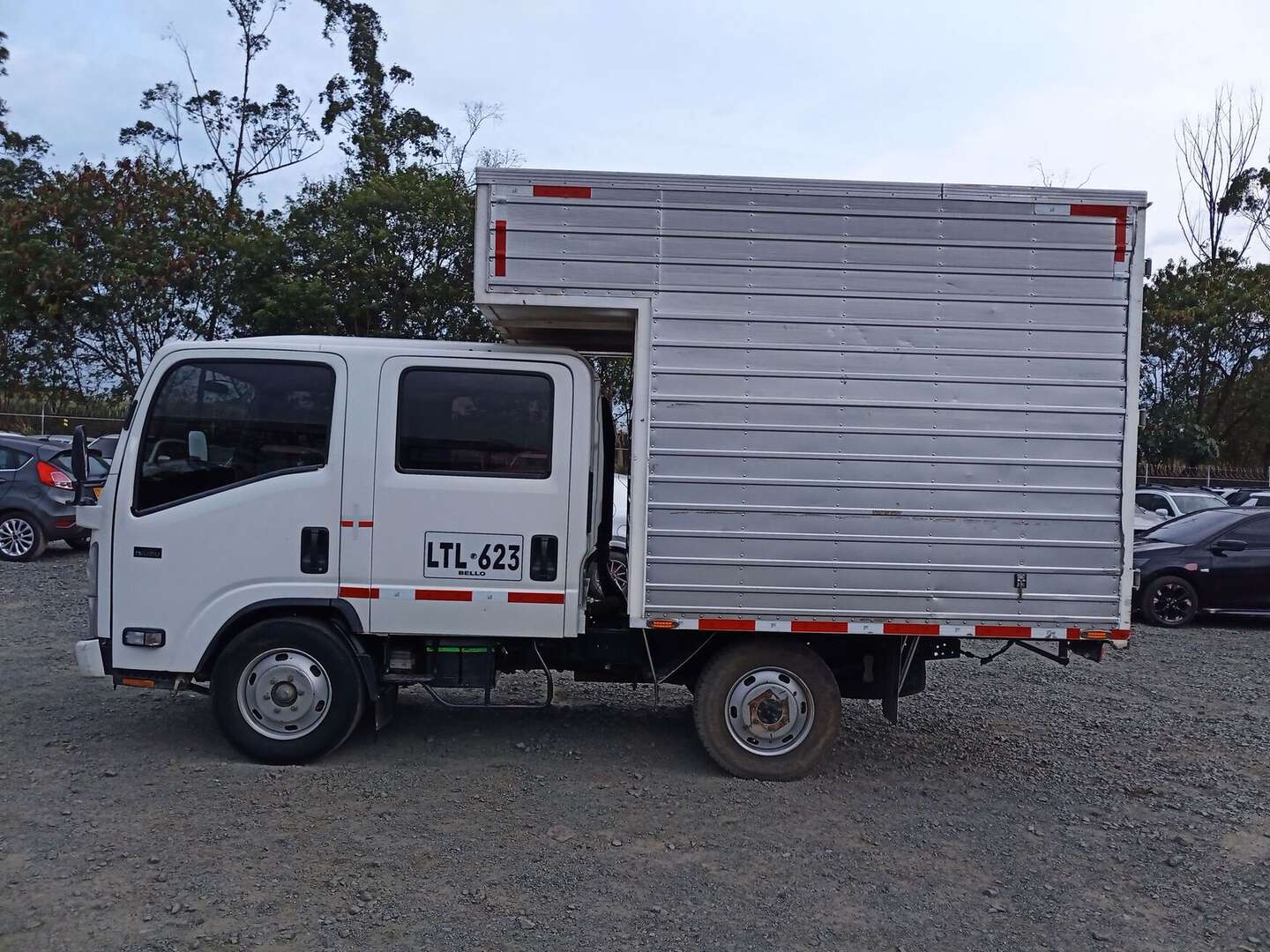 Chevrolet - NHR Doble - 2023