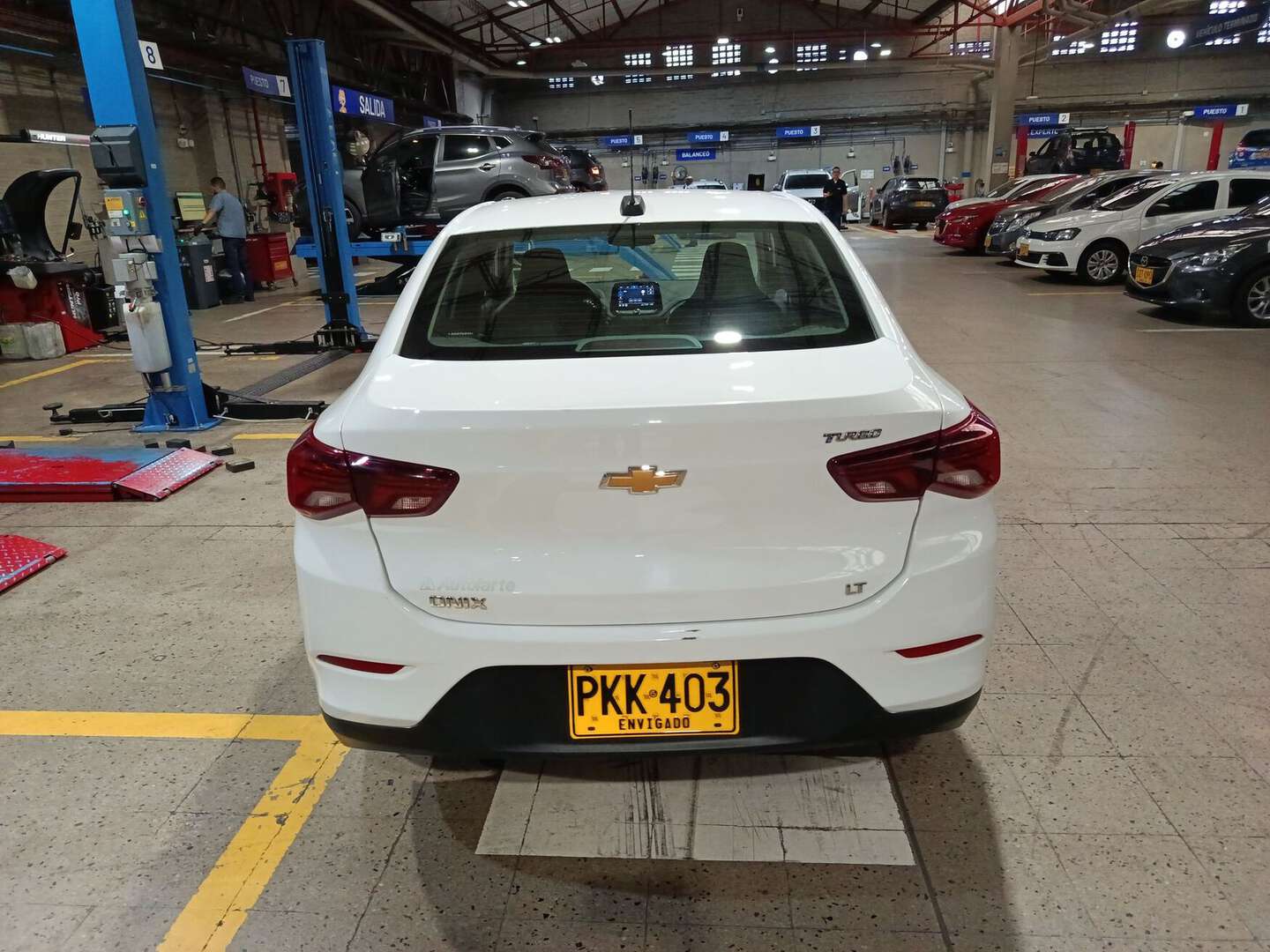 Chevrolet - Onix - 2025