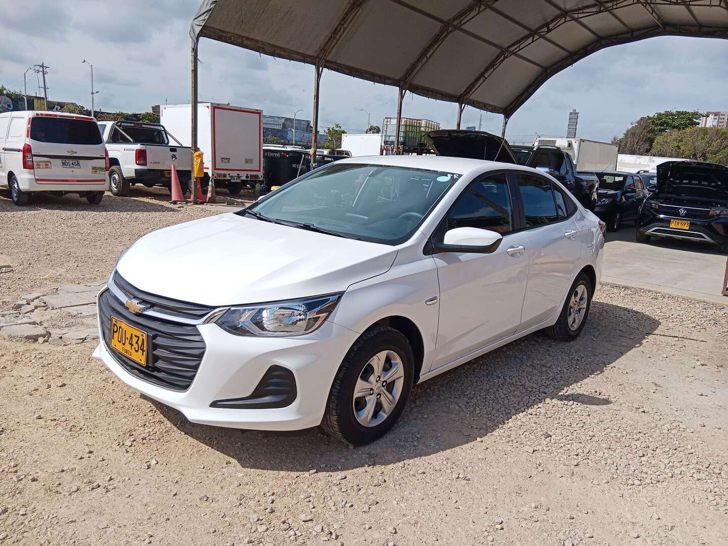 Chevrolet - Onix - 2025