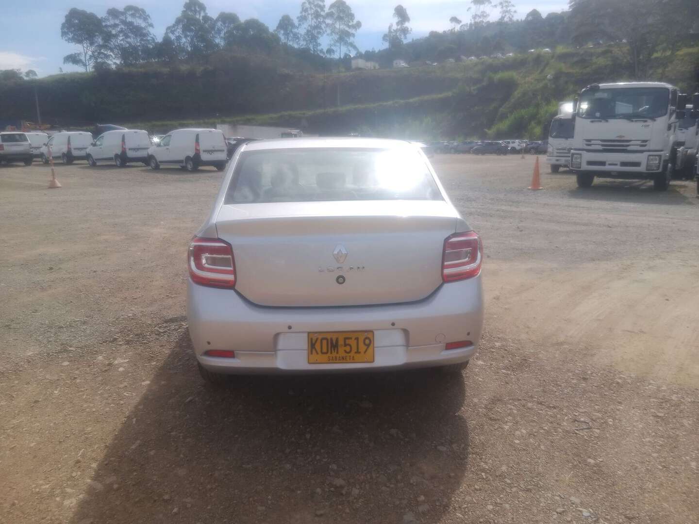 Renault - Logan - 2022
