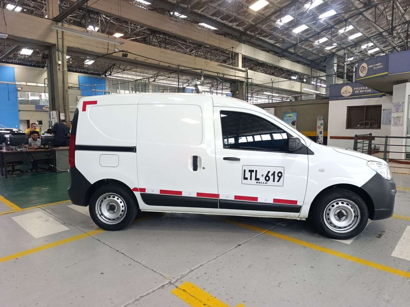 Renault - Kangoo - 2023