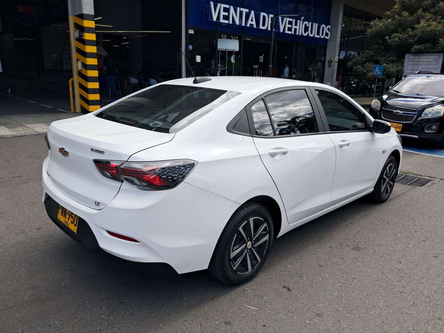Chevrolet - Onix - 2026