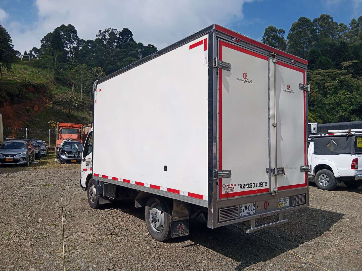 Hino - Dutro - 2020