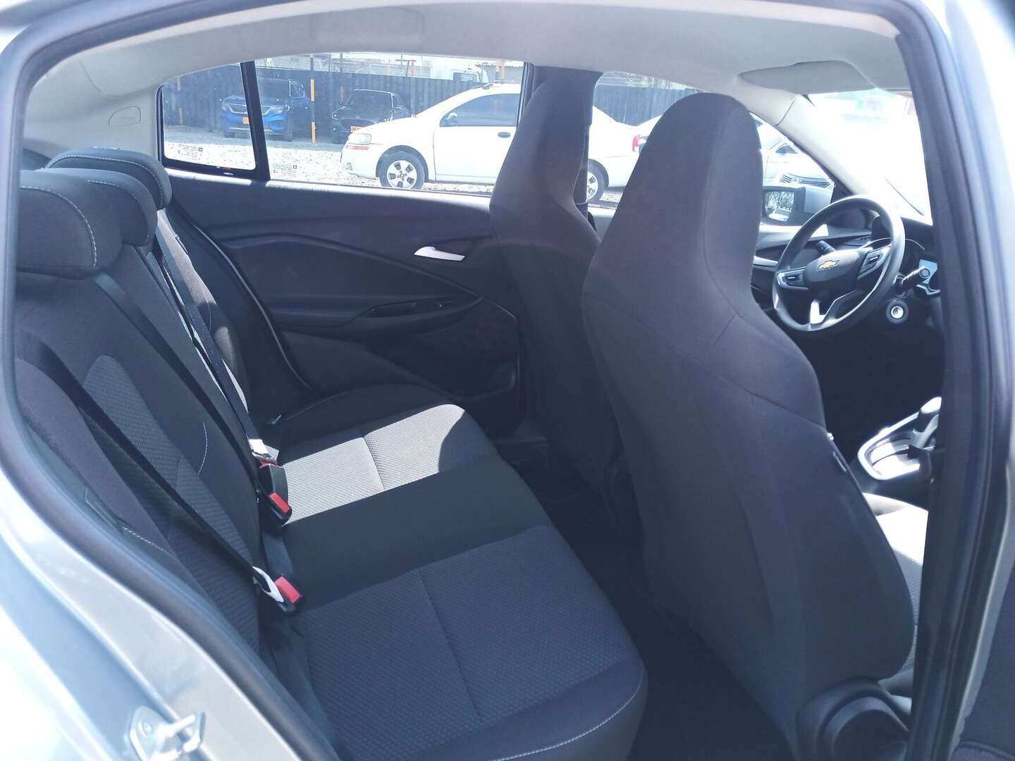 Chevrolet - Onix - 2025