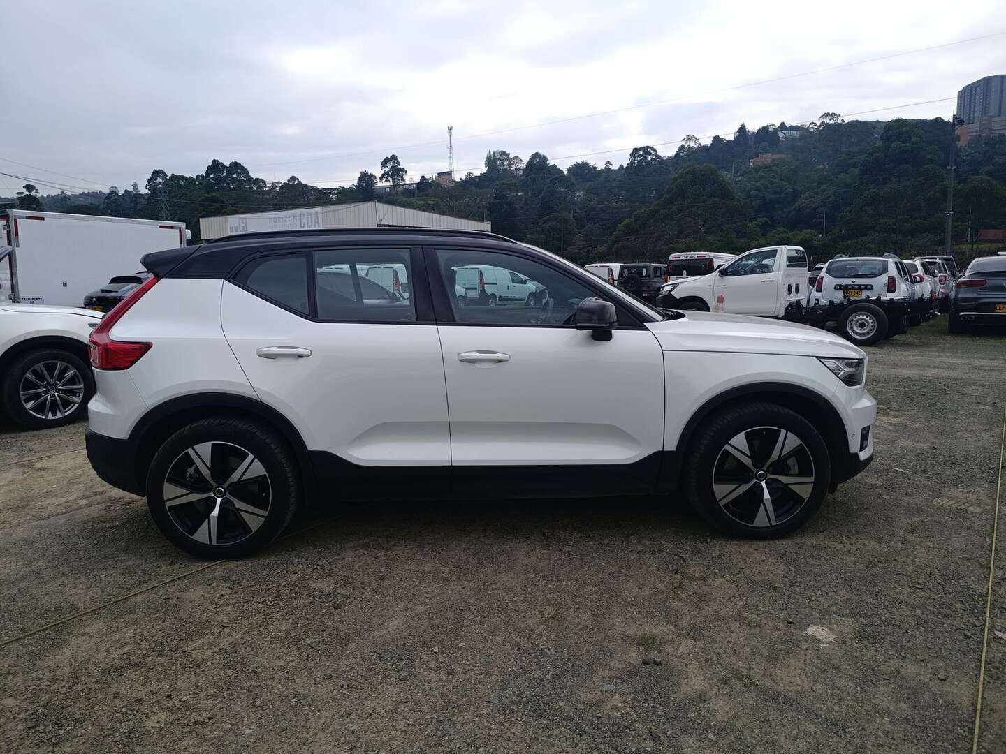 Volvo - XC40 - 2022