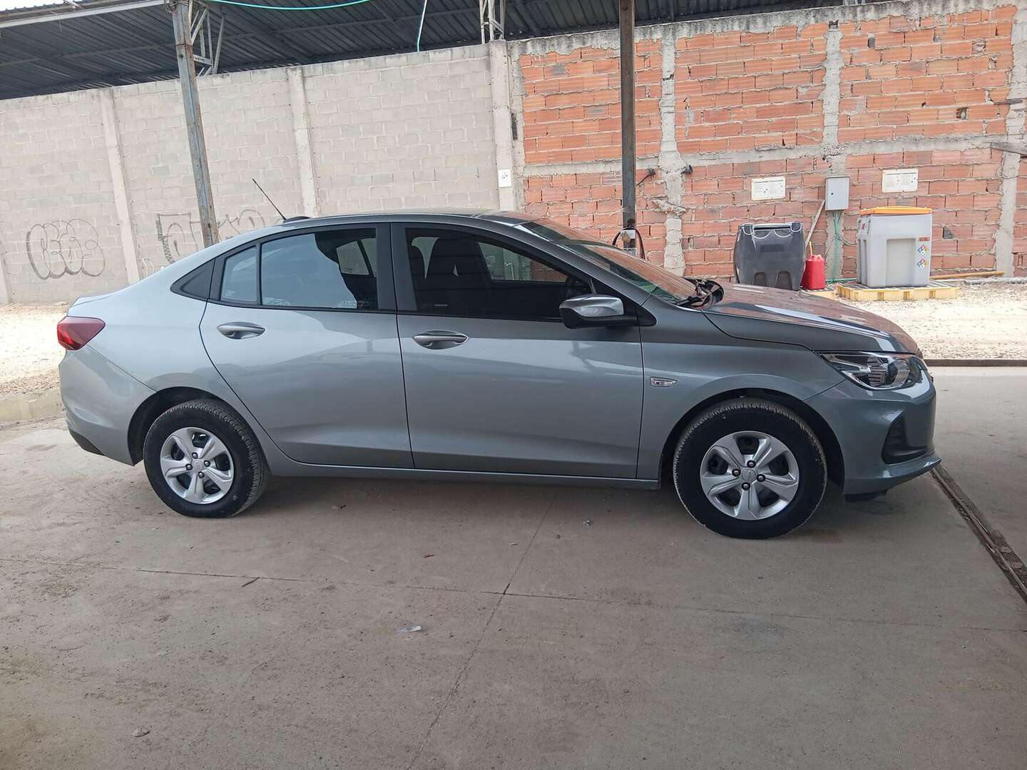 Chevrolet - Onix - 2025