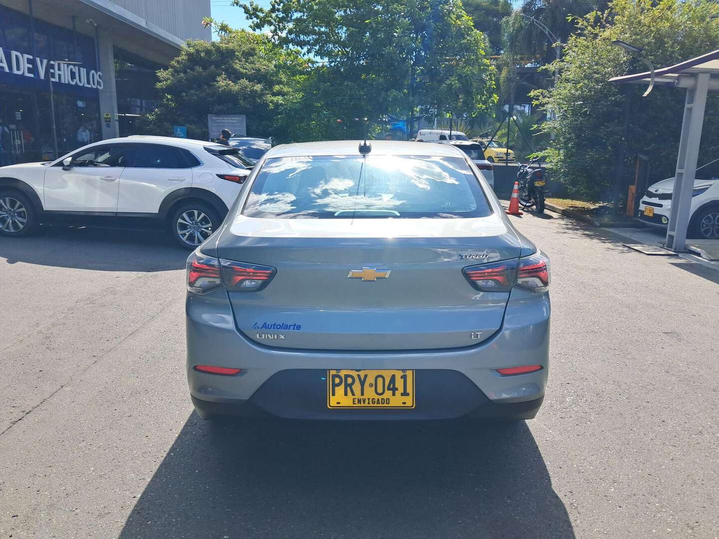 Chevrolet - Onix - 2026