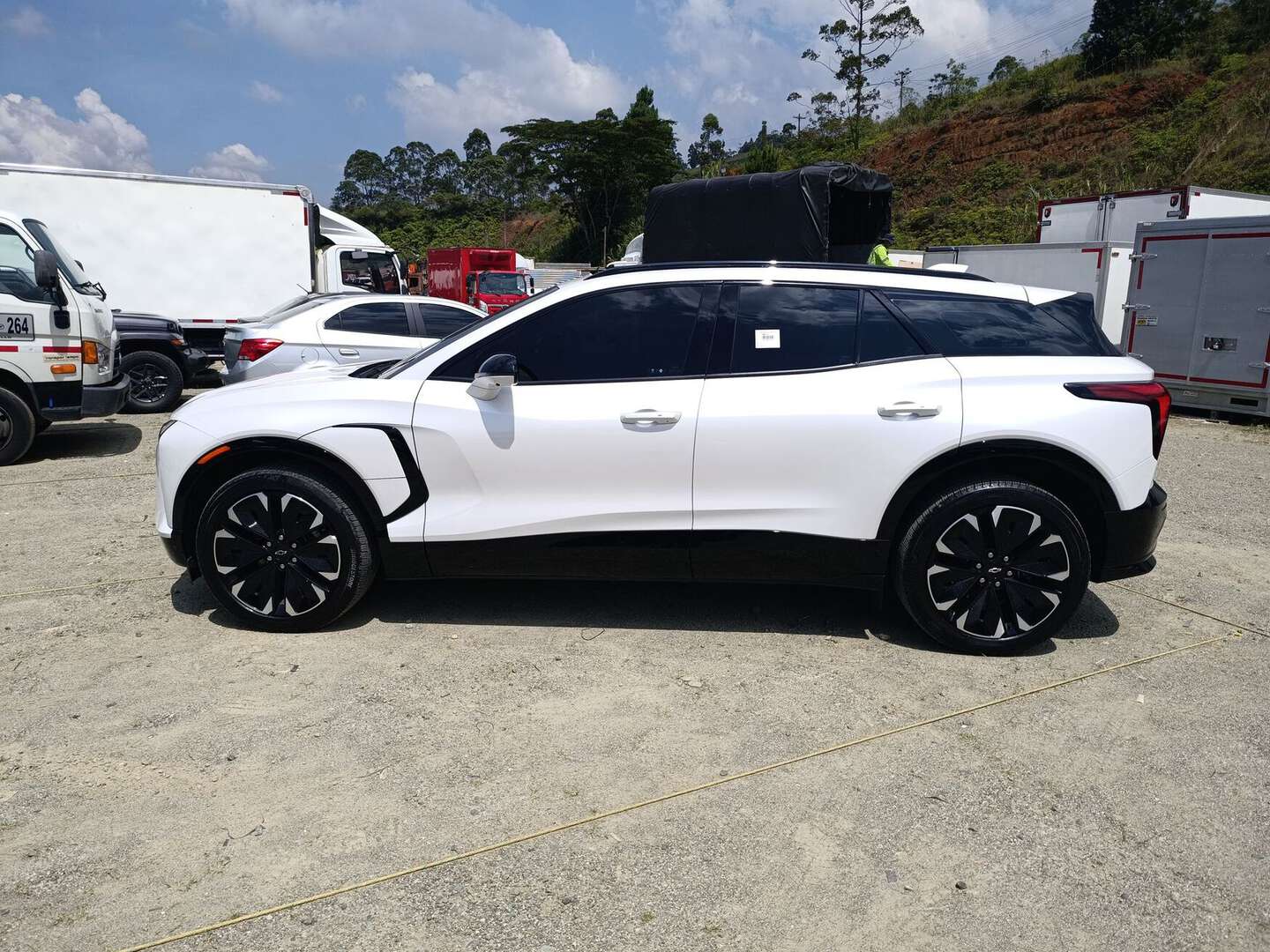 Chevrolet - BLAZER - 2025