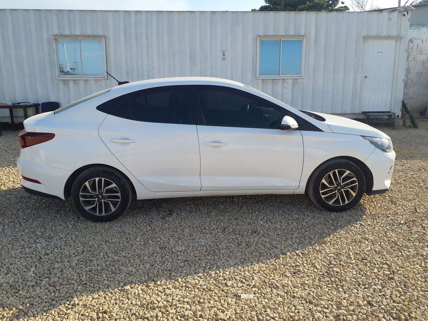 Hyundai - HB20S Accent - 2024