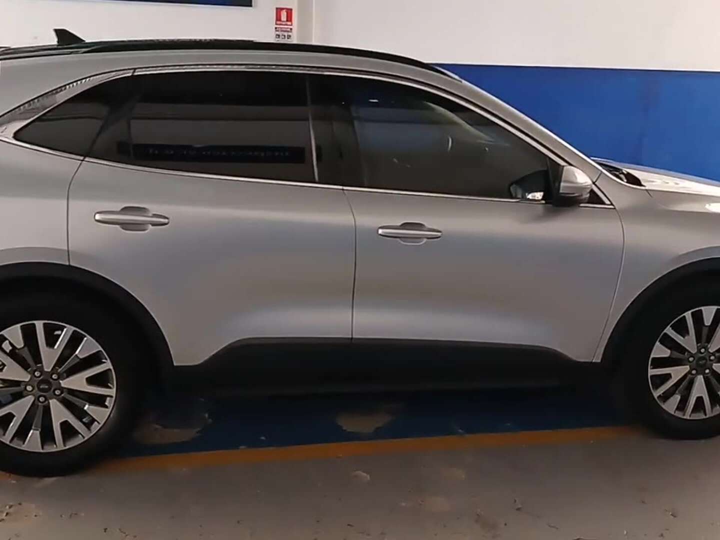 Ford - Escape - 2020