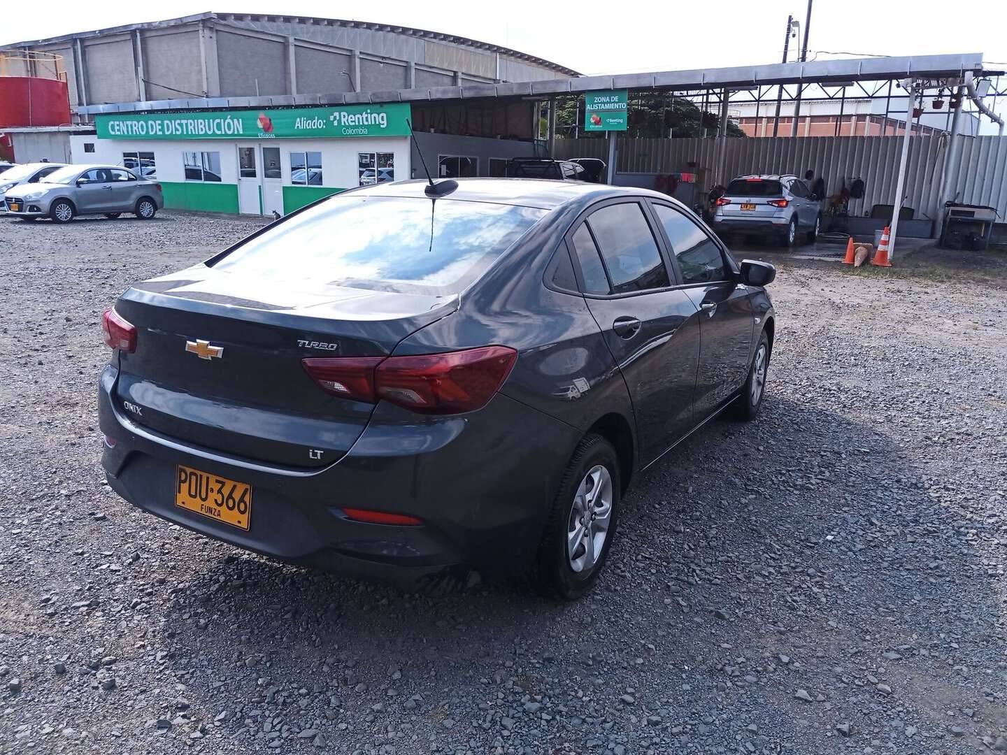 Chevrolet - Onix - 2025