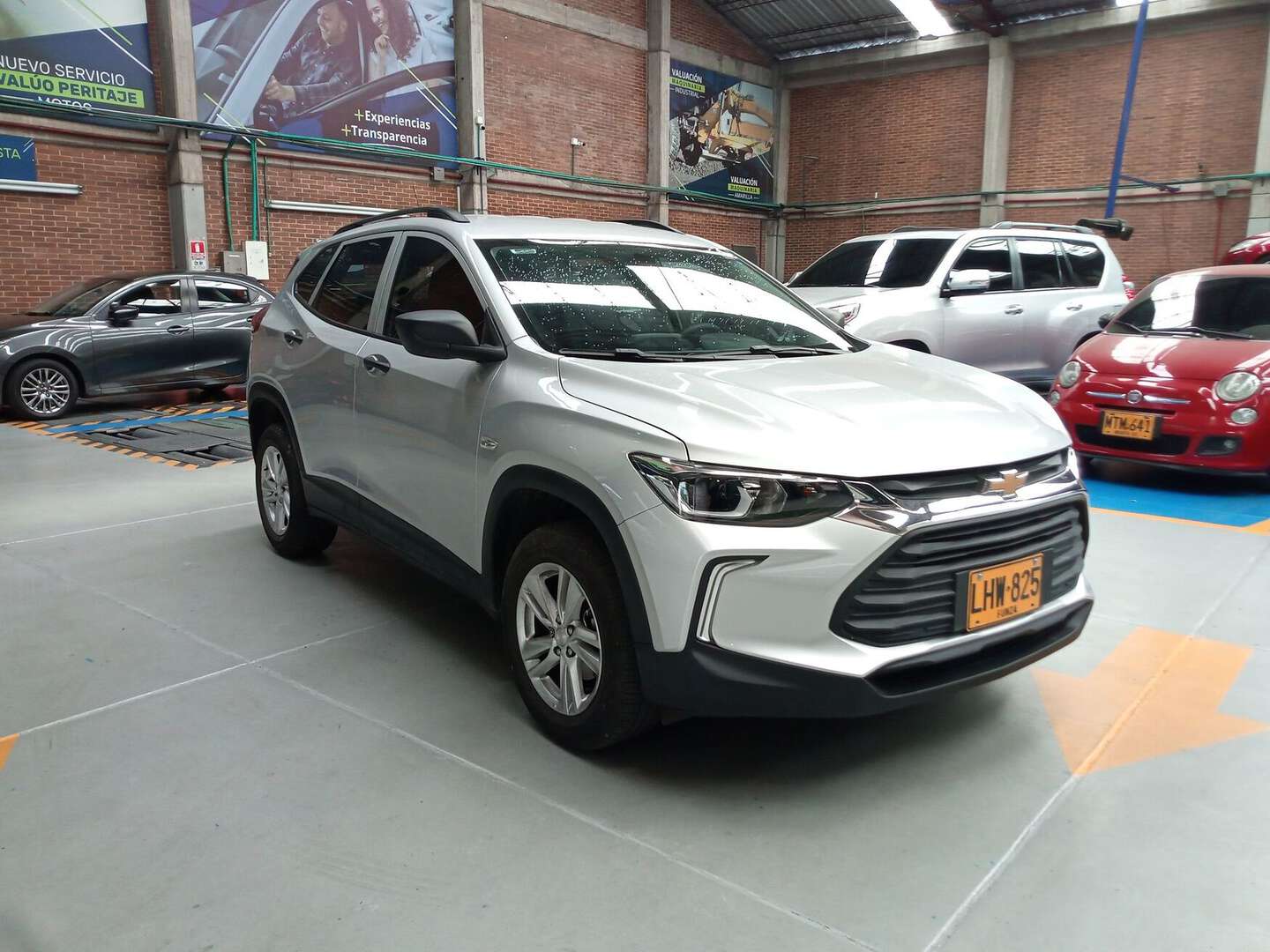Chevrolet - Tracker - 2023