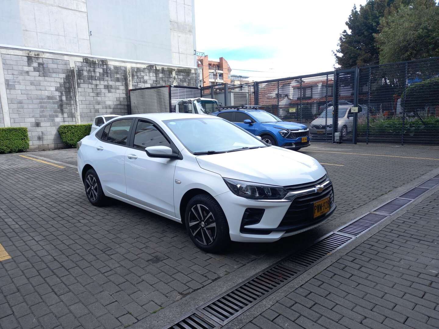 Chevrolet - Onix - 2026