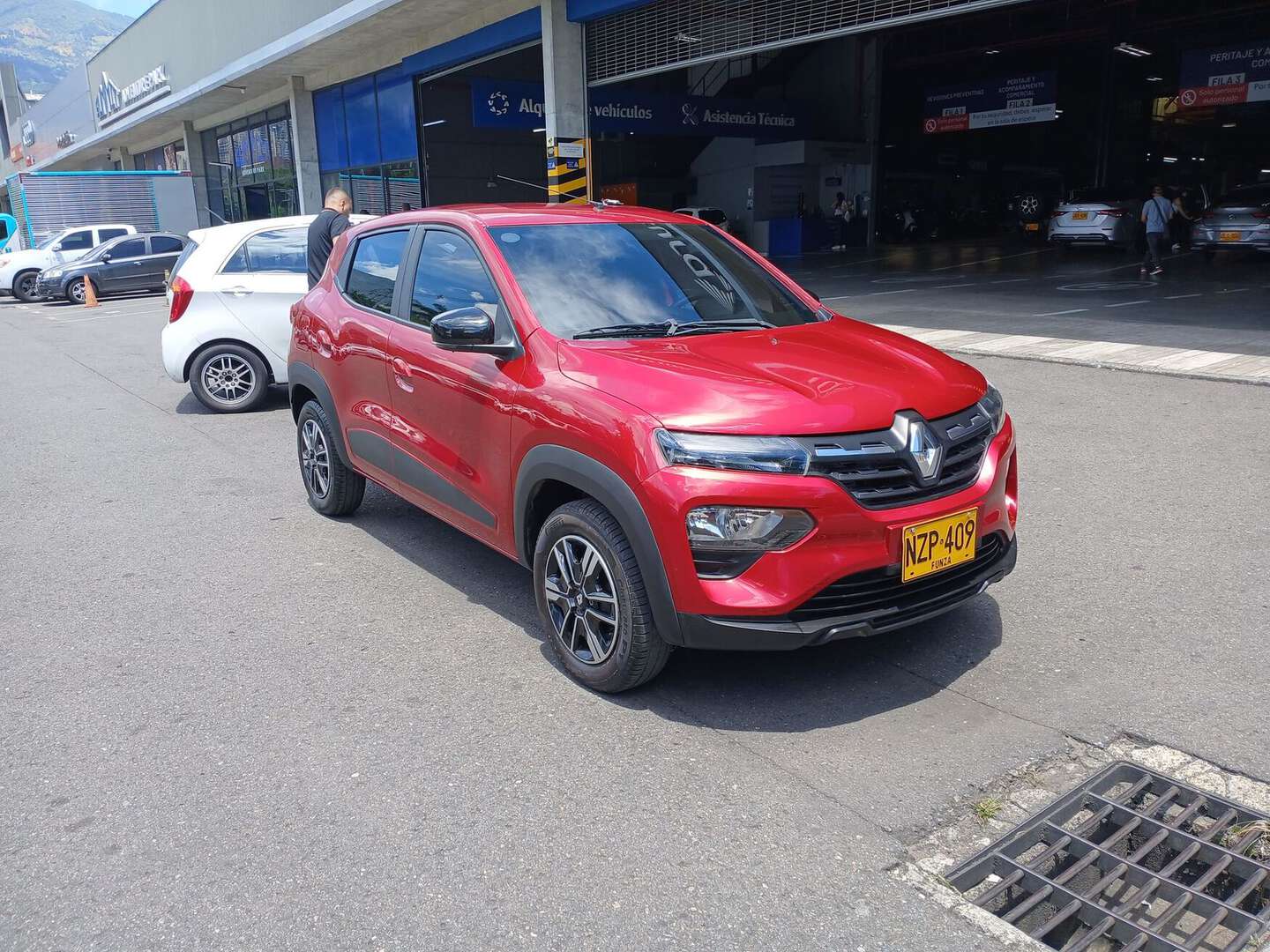 Renault - Kwid - 2025