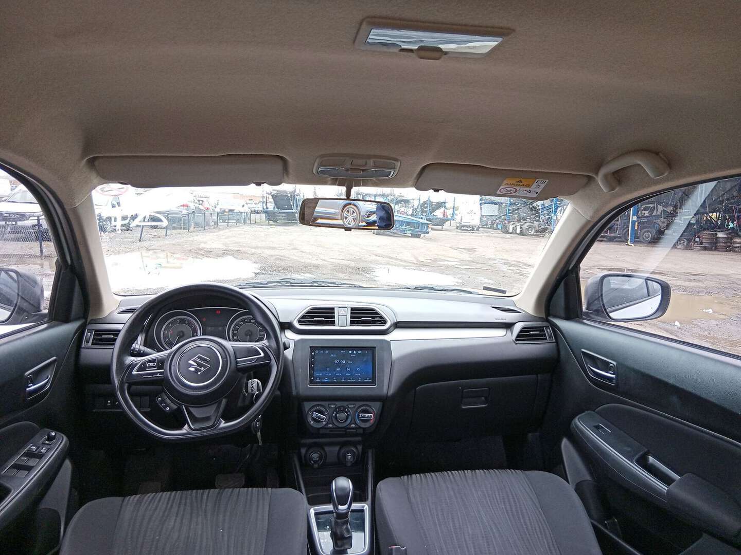 Suzuki - Swift - 2023