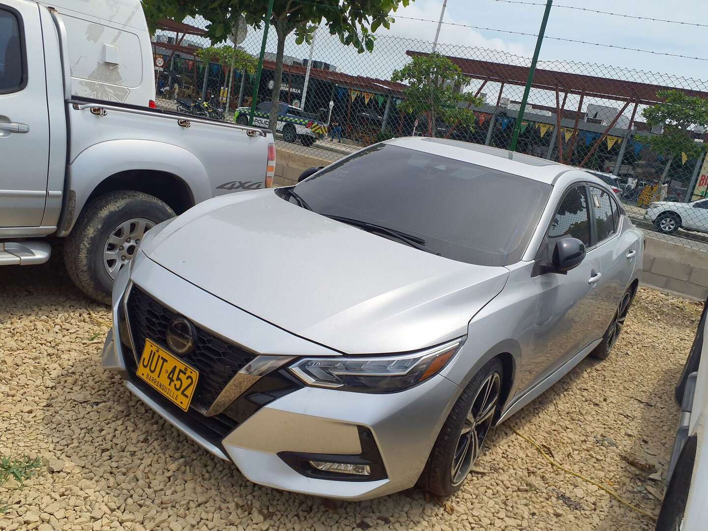 Nissan - Sentra - 2021