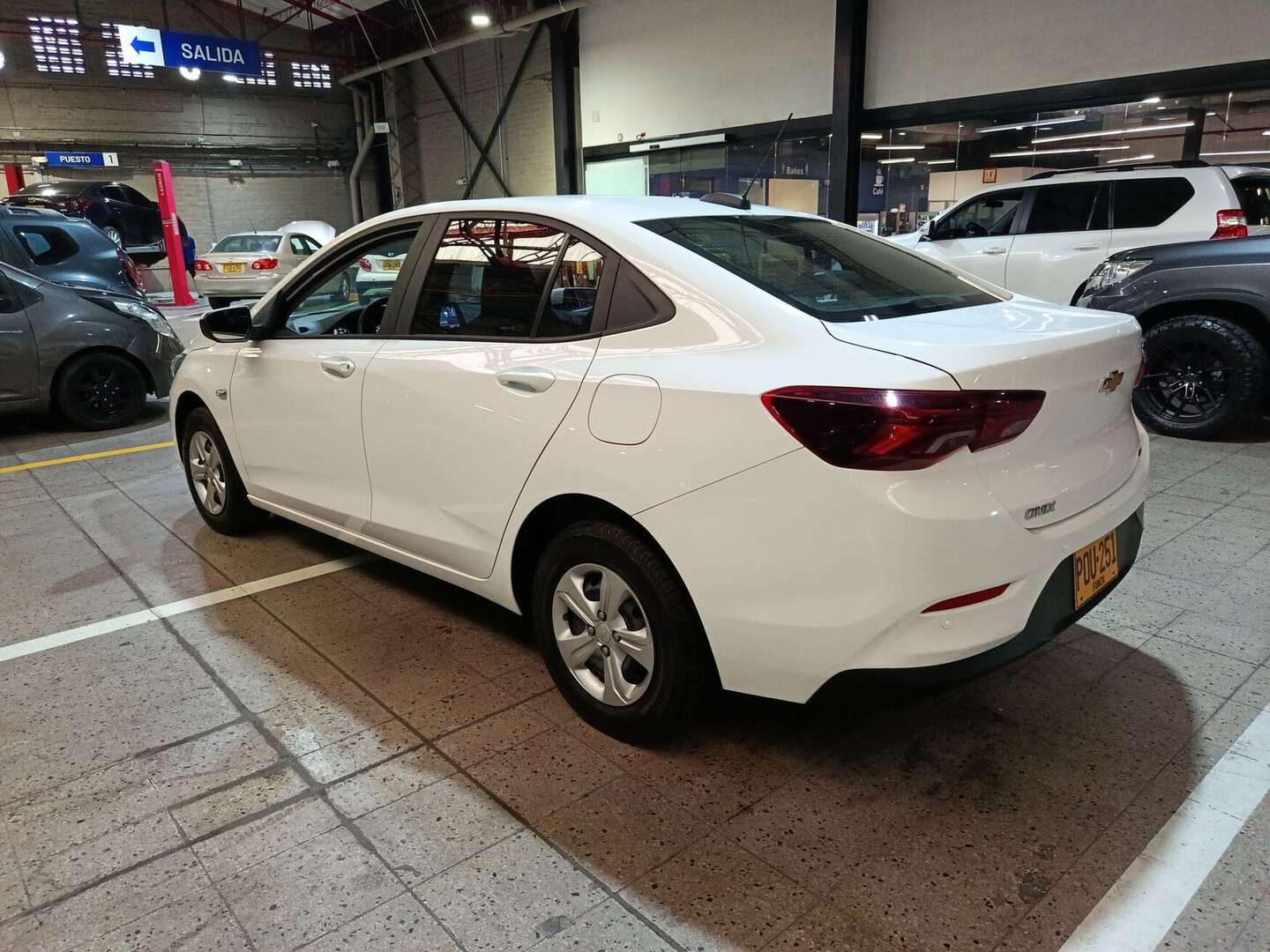 Chevrolet - Onix - 2025