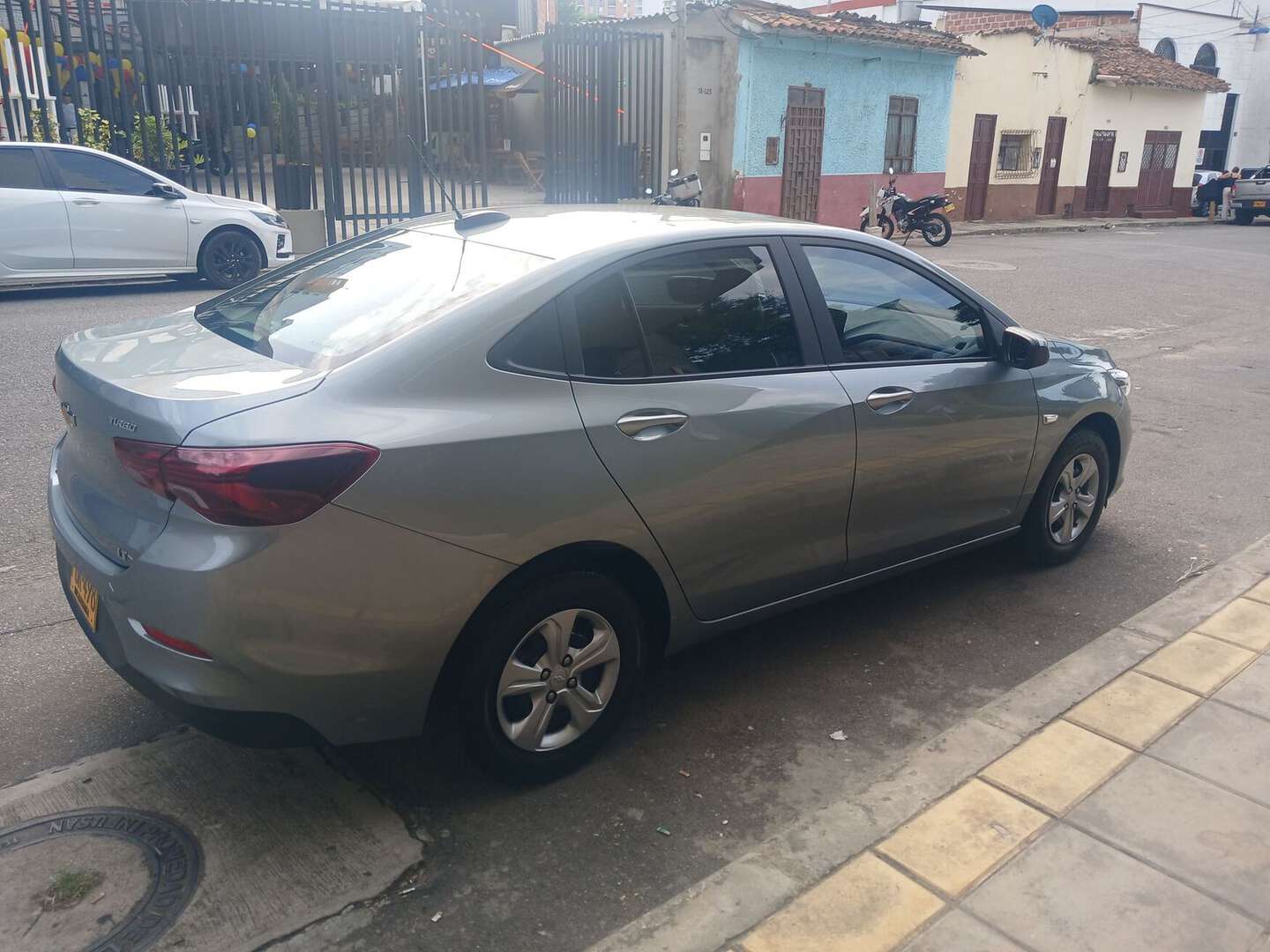 Chevrolet - Onix - 2025