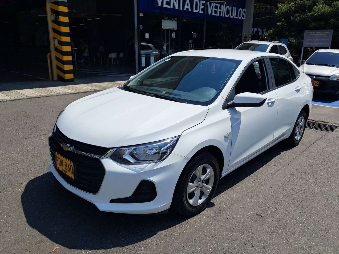 Chevrolet - Onix - 2025