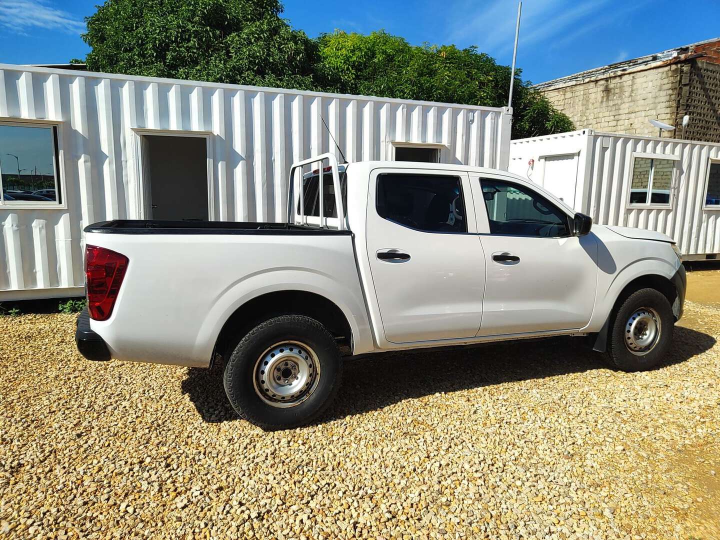 Nissan - Frontier - 2020