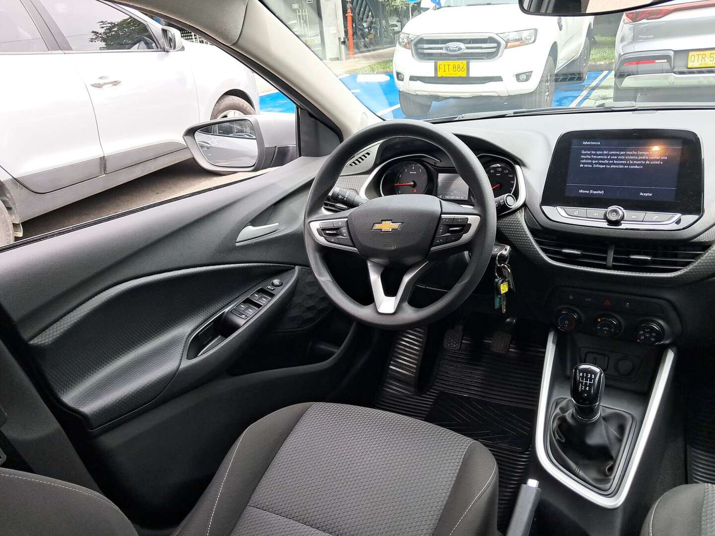 Chevrolet - Onix - 2025