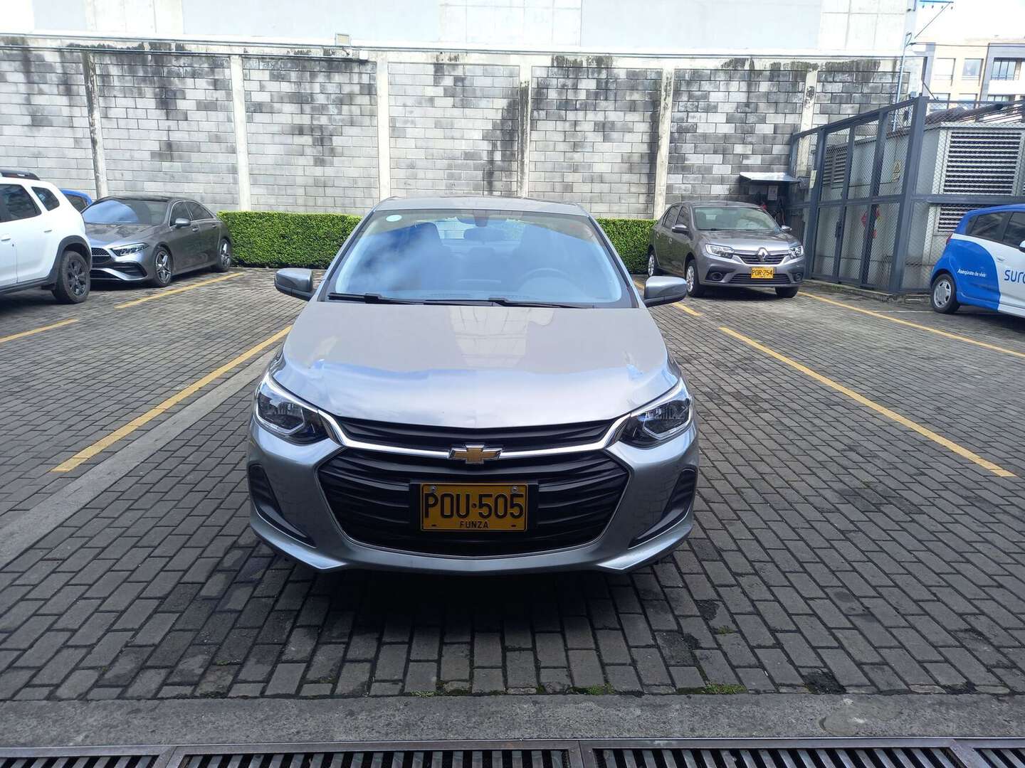 Chevrolet - Onix - 2025