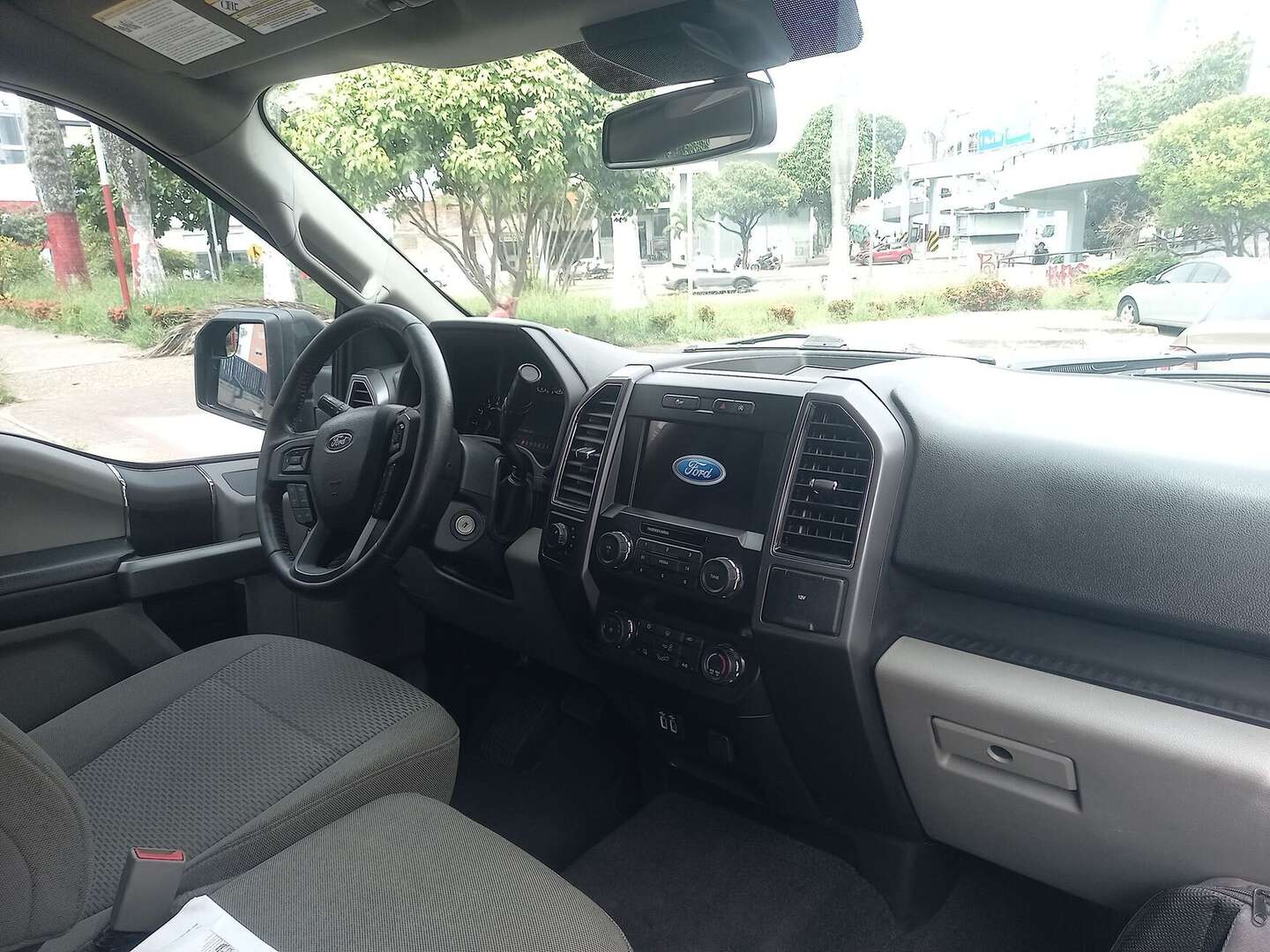 Ford - F-150 XLT - 2019