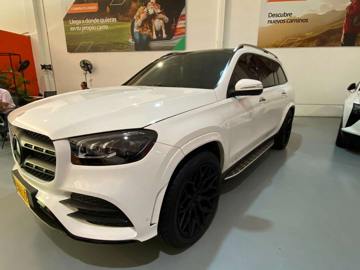 Mercedes Benz - GLS450 - 2022