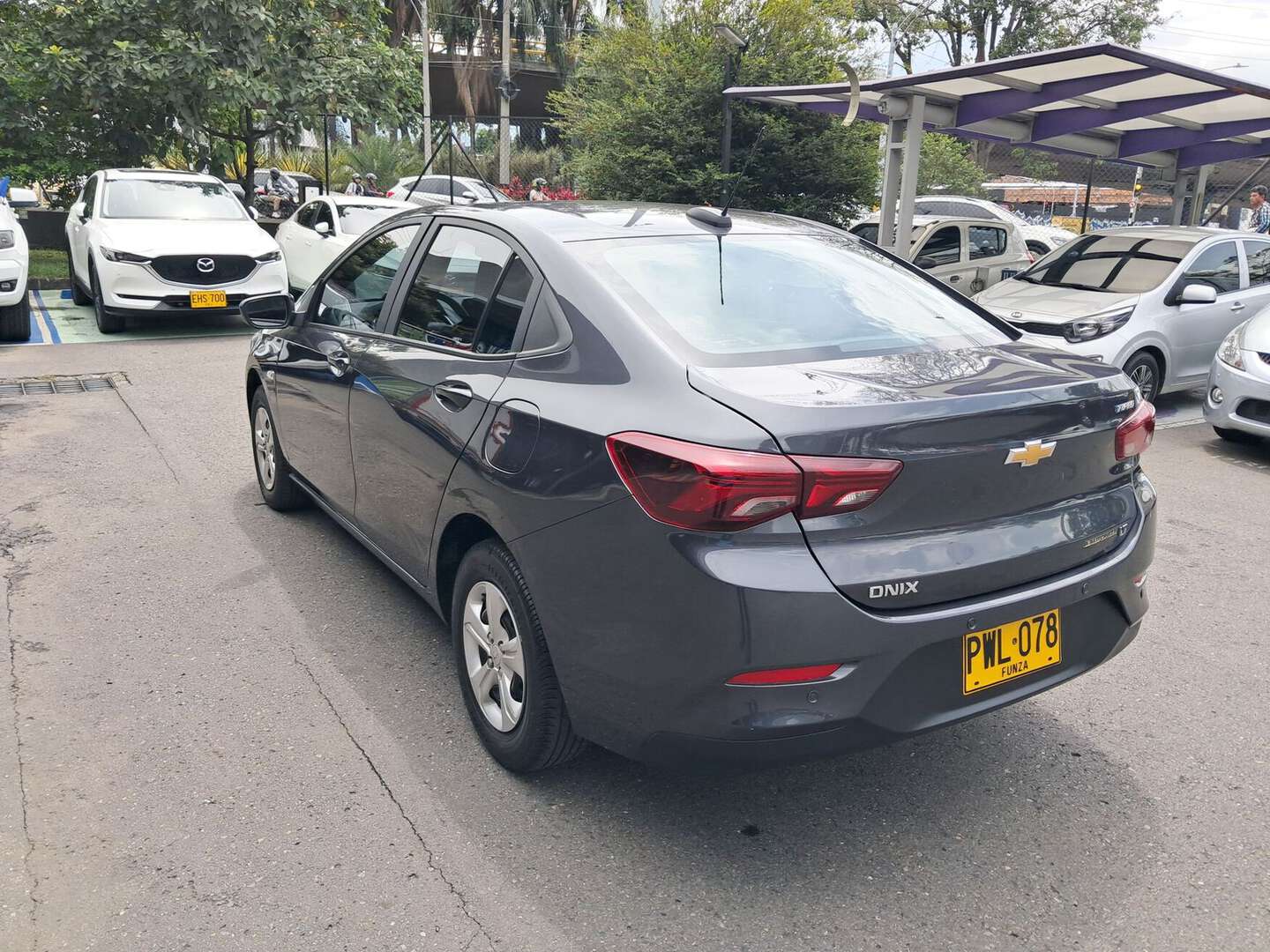 Chevrolet - Onix - 2025