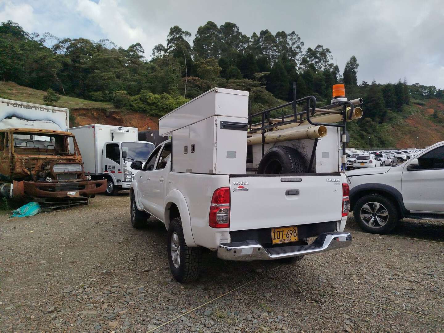 Toyota - Hilux - 2016