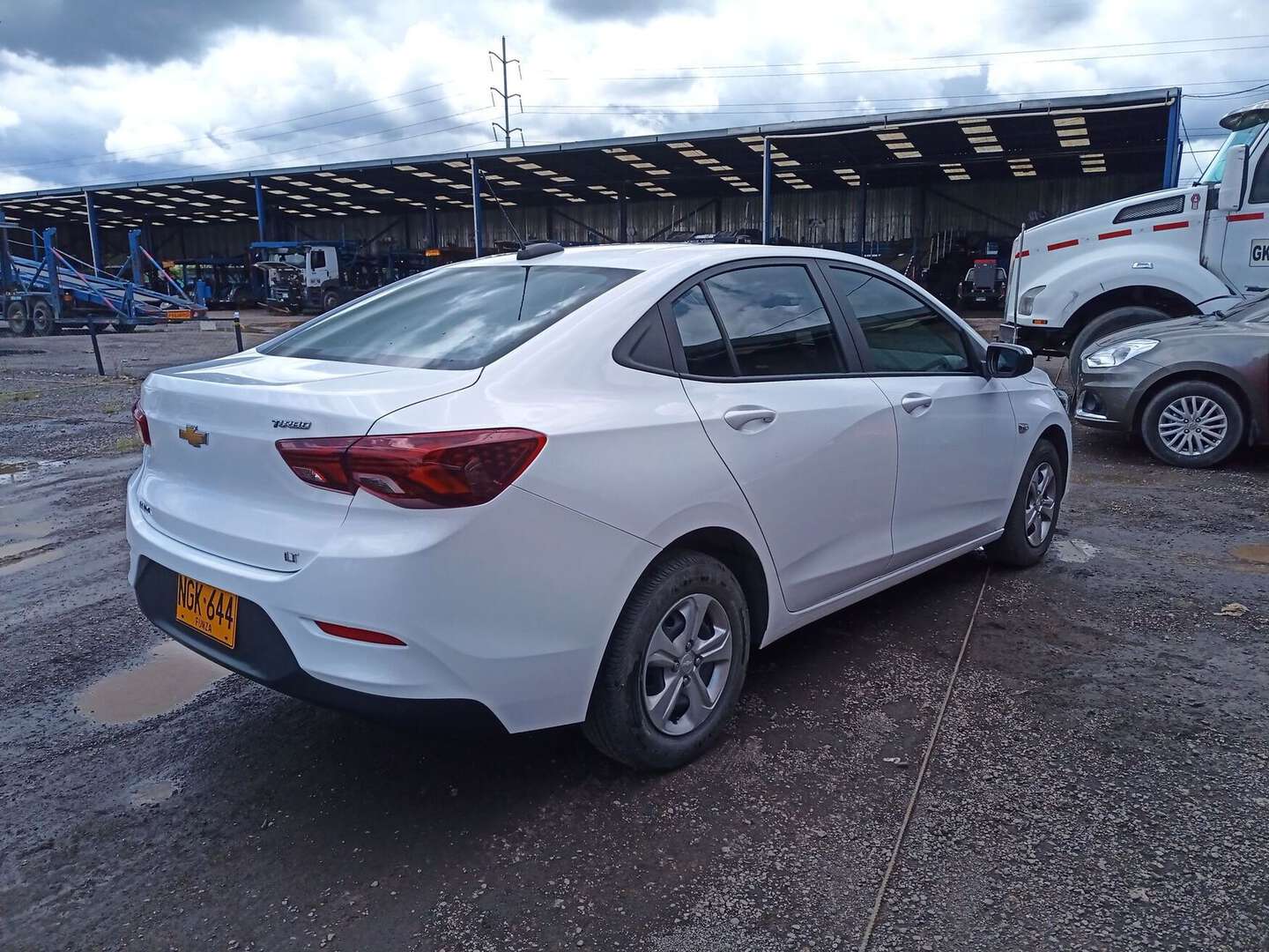 Chevrolet - Onix - 2024
