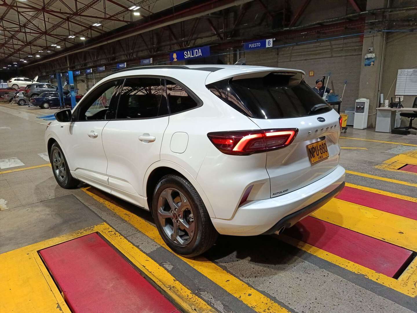 Ford - Escape - 2023