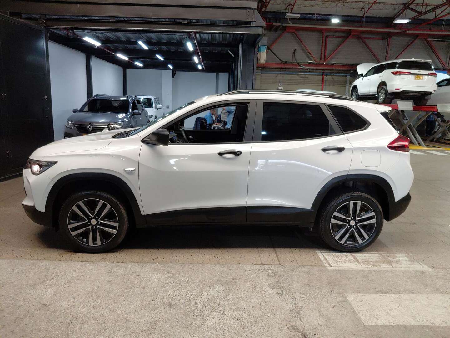 Chevrolet - Tracker - 2025