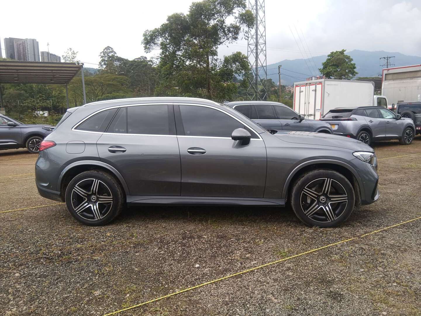 Mercedes Benz - GLC 300 - 2023