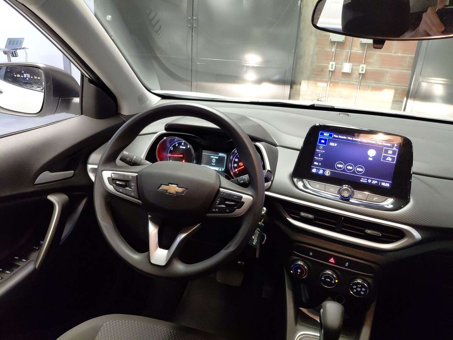 Chevrolet - Tracker - 2025