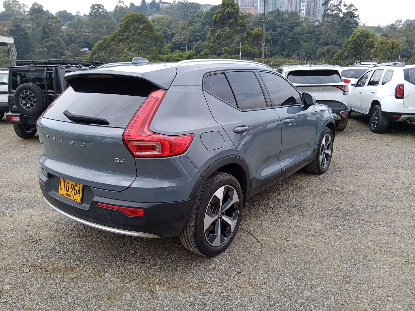 Volvo - XC40 - 2023