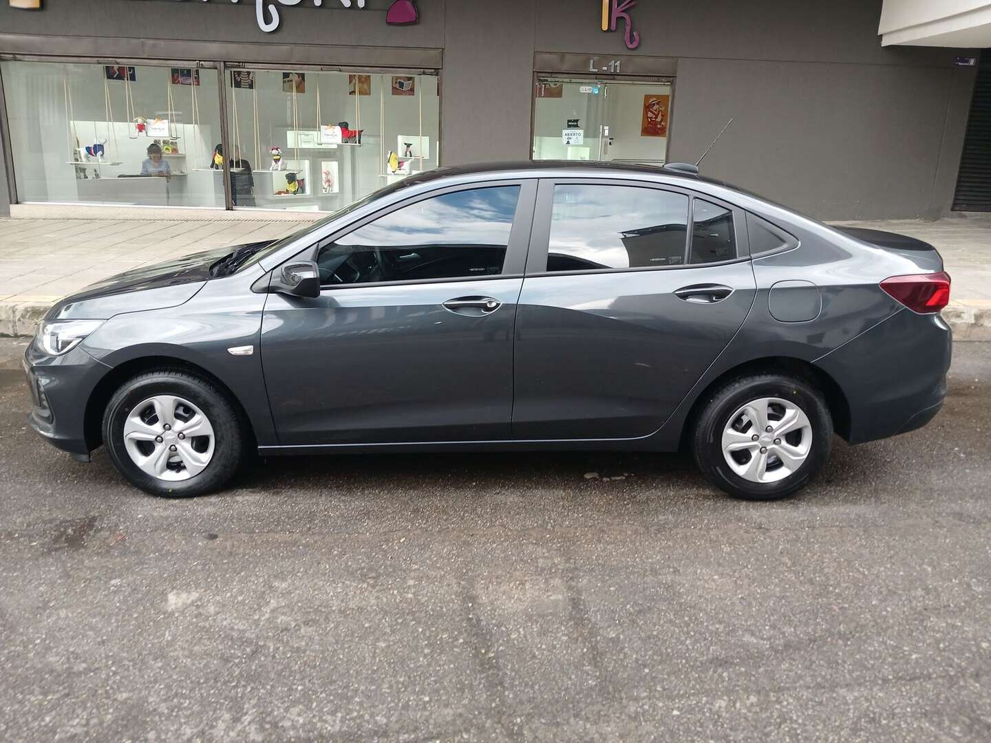 Chevrolet - Onix - 2025