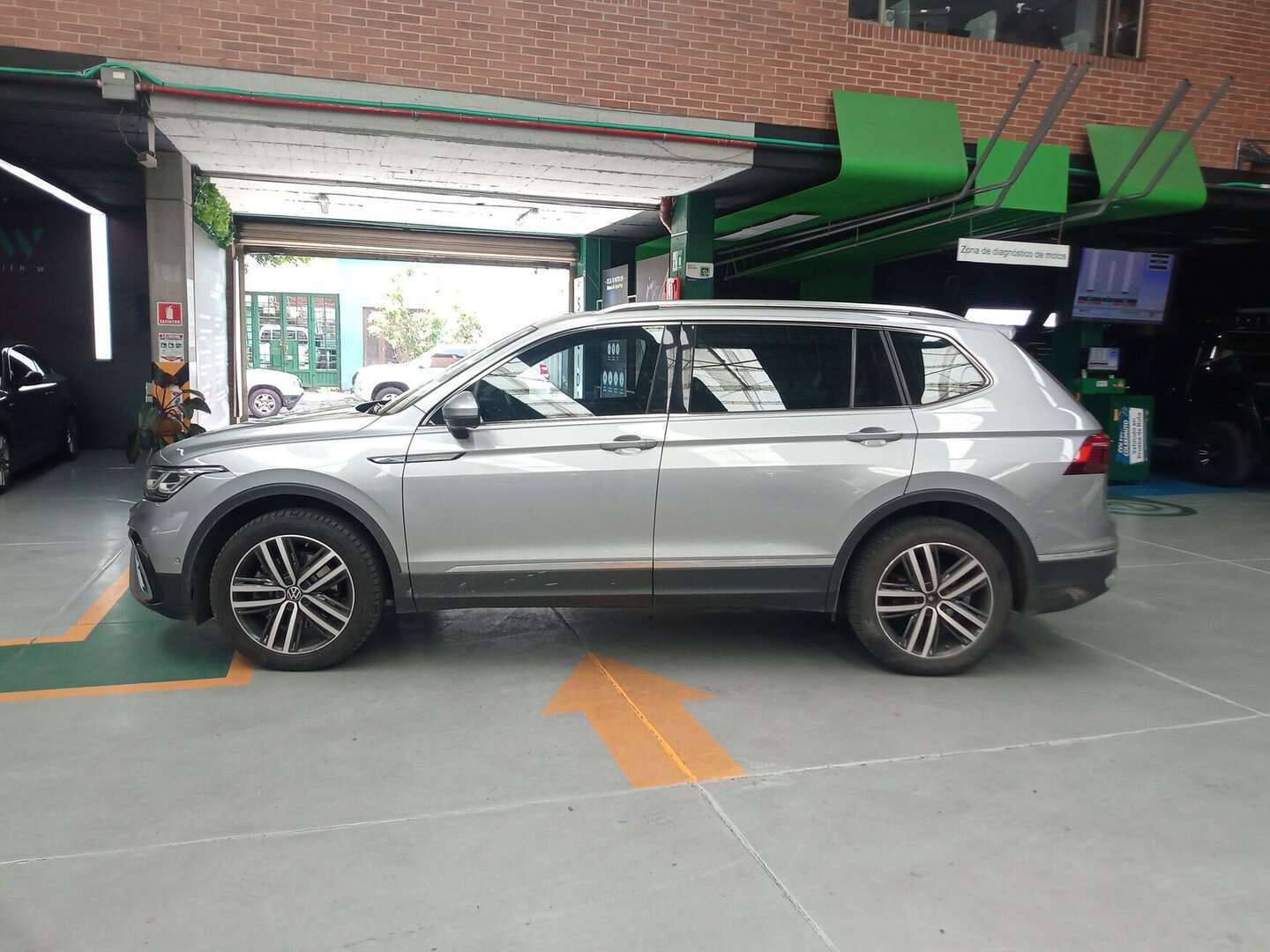 Volkswagen - Tiguan - 2022