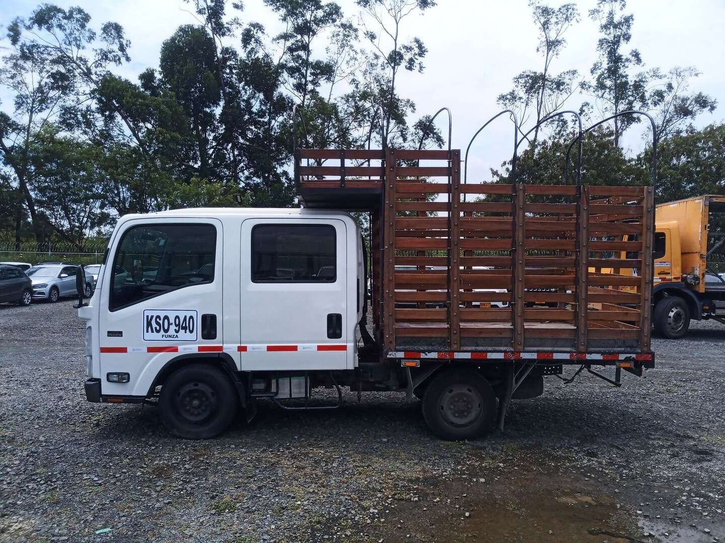 Chevrolet - NHR Doble - 2022