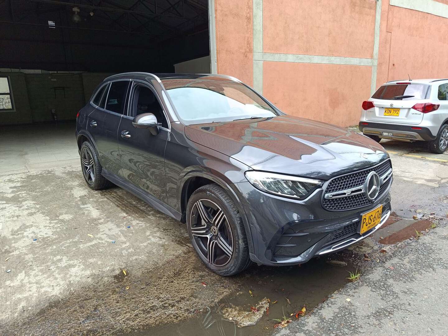 Mercedes Benz - GLC300 - 2026