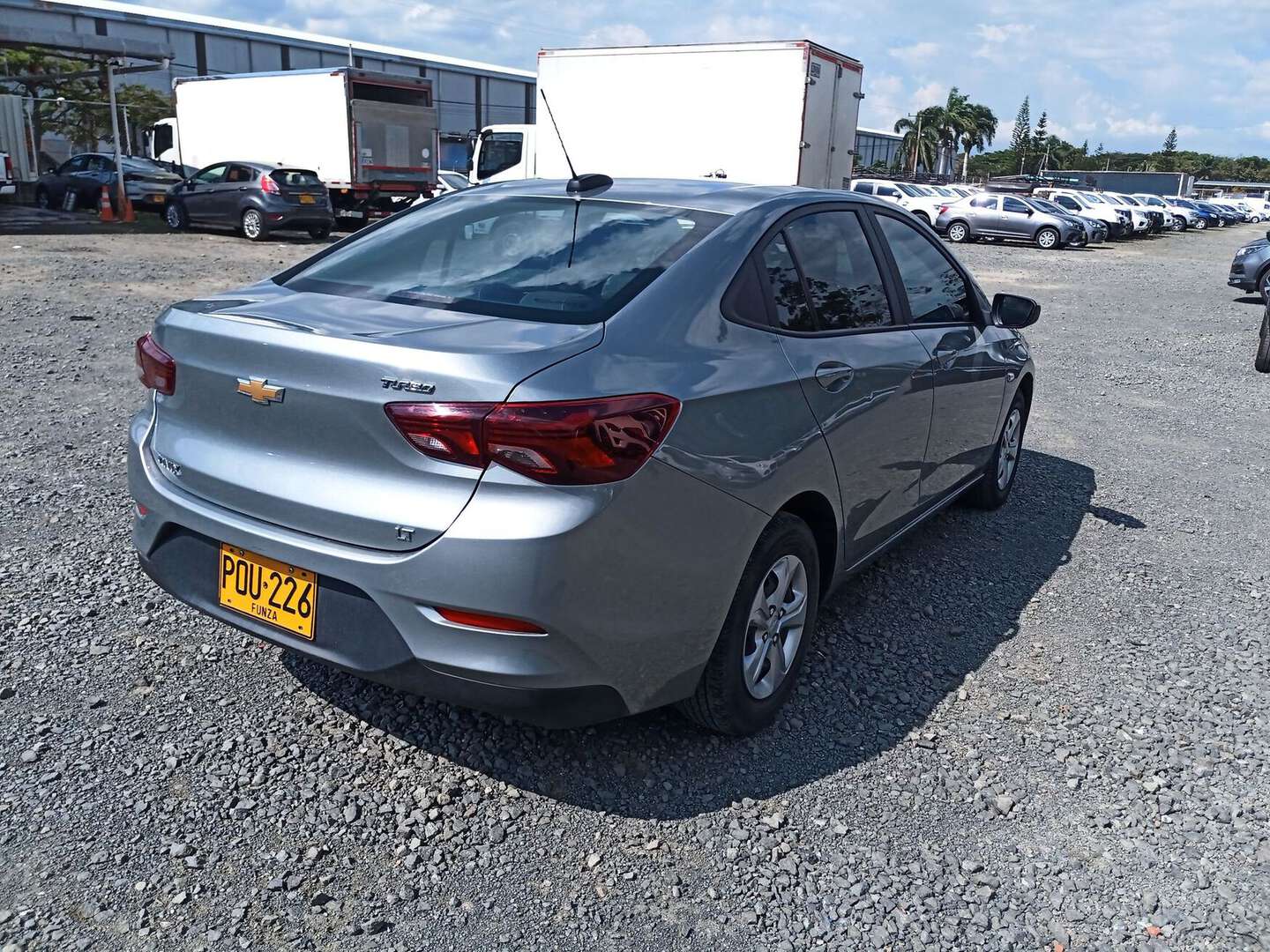 Chevrolet - Onix - 2025