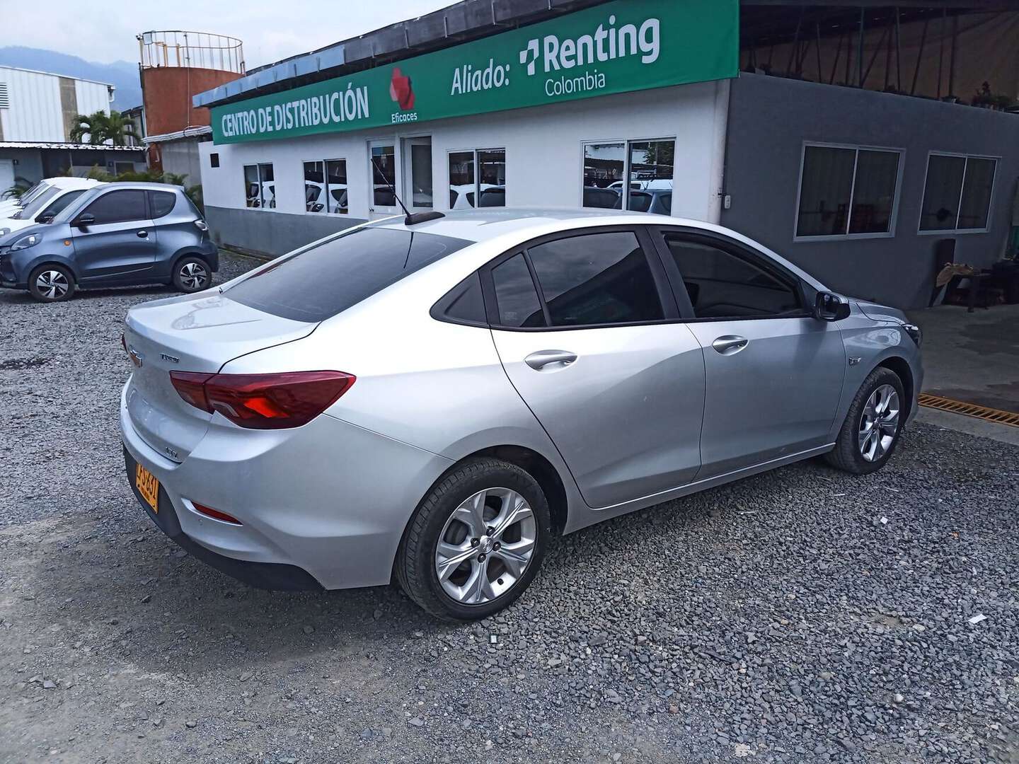 Chevrolet - Onix - 2023
