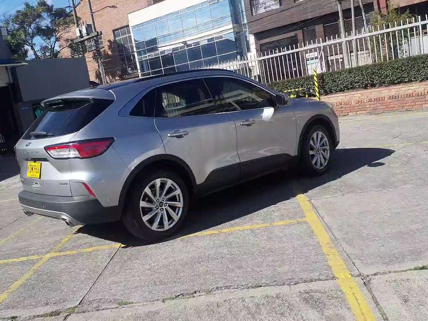 Ford - Escape - 2021