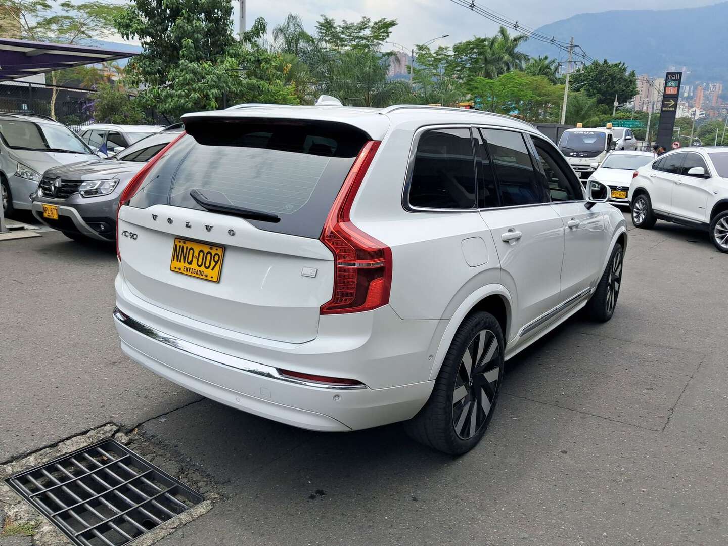 Volvo - XC90 - 2024